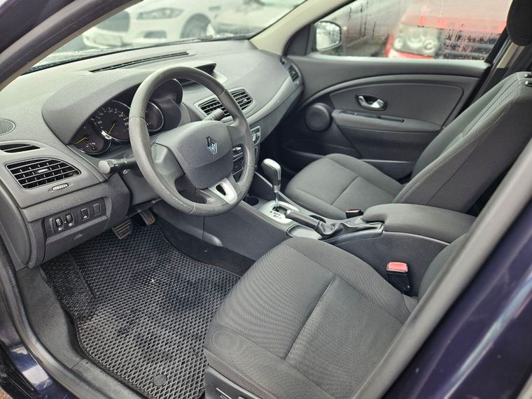 Renault Fluence 2011 года, 162 801 км - вид 14