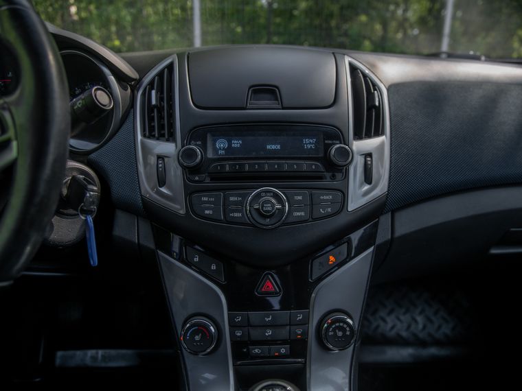 Chevrolet Cruze 2012 года, 258 339 км - вид 7