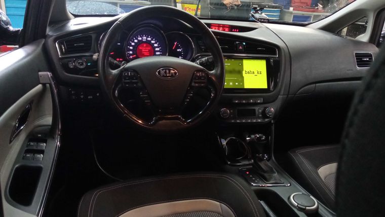 KIA Ceed 2015 года, 80 000 км - вид 5