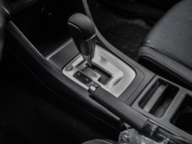 Subaru XV 2012 года, 142 183 км - вид 8