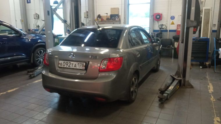 KIA Rio 2011 года, 109 553 км - вид 4