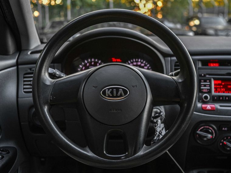 Kia Rio 2011 года, 109 553 км - вид 6