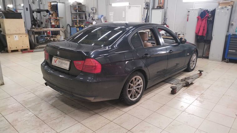 BMW 3 серия 2009 года, 253 512 км - вид 3