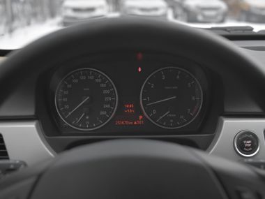 BMW 3 серия 2009 года, 253 512 км - вид 5