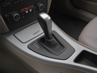 BMW 3 серия 2009 года, 253 512 км - вид 8