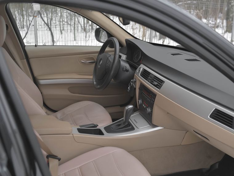 BMW 3 серия 2009 года, 253 512 км - вид 11