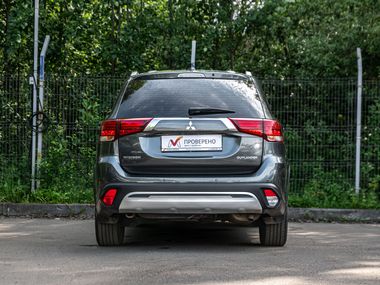 Mitsubishi Outlander 2020 года, 96 881 км - вид 4