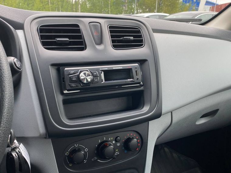 Renault Sandero 2014 года, 177 691 км - вид 12