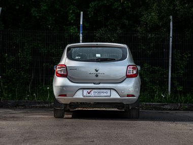 Renault Sandero 2014 года, 177 691 км - вид 4