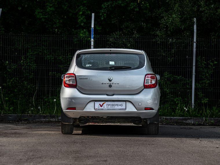 Renault Sandero 2014 года, 177 691 км - вид 4