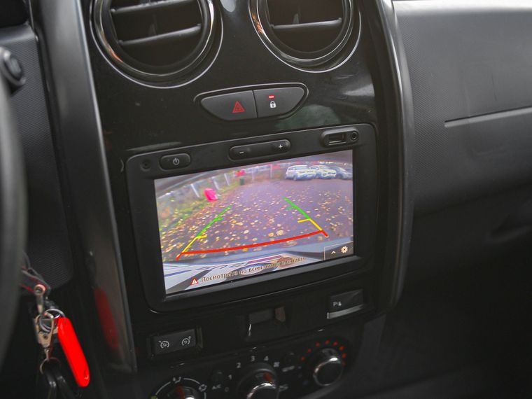 Renault Duster 2016 года, 153 760 км - вид 8