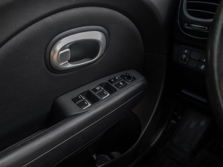KIA Soul 2018 года, 39 844 км - вид 11
