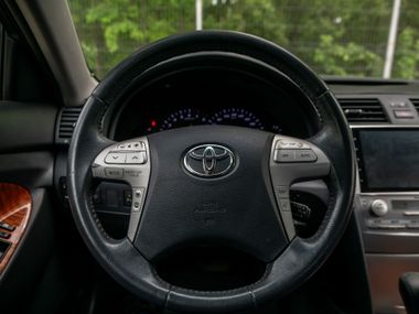Toyota Camry 2010 года, 287 518 км - вид 7