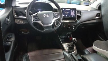 Hyundai Solaris 2020 года, 132 313 км - вид 5