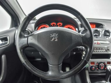 Peugeot 308 2010 года, 185 213 км - вид 8