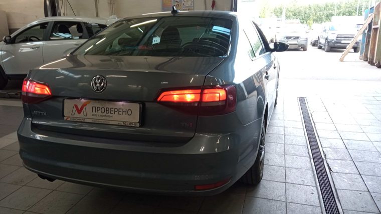 Volkswagen Jetta 2016 года, 172 681 км - вид 3