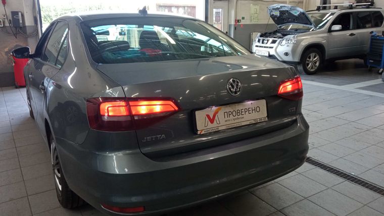 Volkswagen Jetta 2016 года, 172 681 км - вид 4