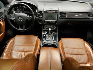 Volkswagen Touareg 2014 года, 183 741 км - вид 23