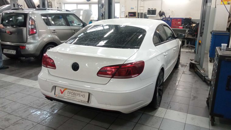 Volkswagen Passat CC 2013 года, 226 469 км - вид 3