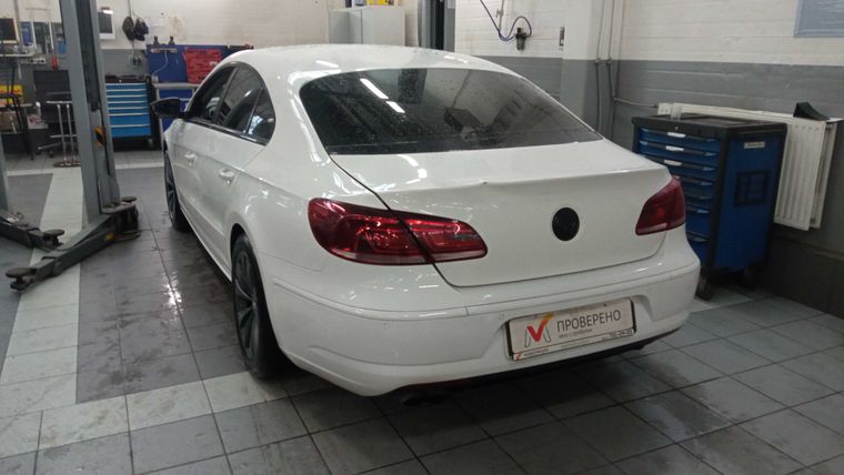 Volkswagen Passat CC 2013 года, 226 469 км - вид 4