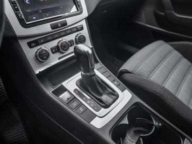 Volkswagen Passat CC 2013 года, 226 469 км - вид 9