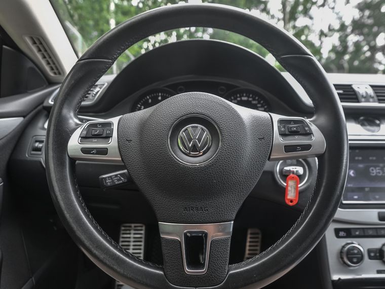 Volkswagen Passat CC 2013 года, 226 469 км - вид 7