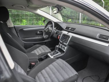 Volkswagen Passat CC 2013 года, 226 469 км - вид 13