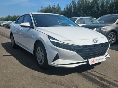 Hyundai Elantra 2021 года, 89 797 км - вид 3