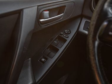 Mazda 3 2012 года, 257 318 км - вид 9