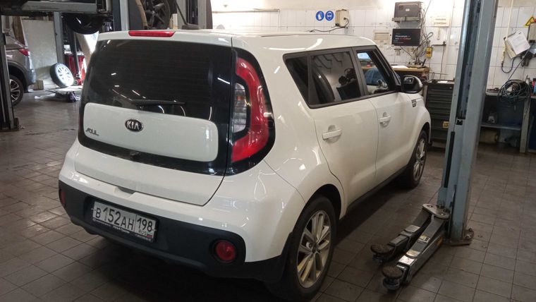 Kia Soul 2018 года, 75 863 км - вид 4