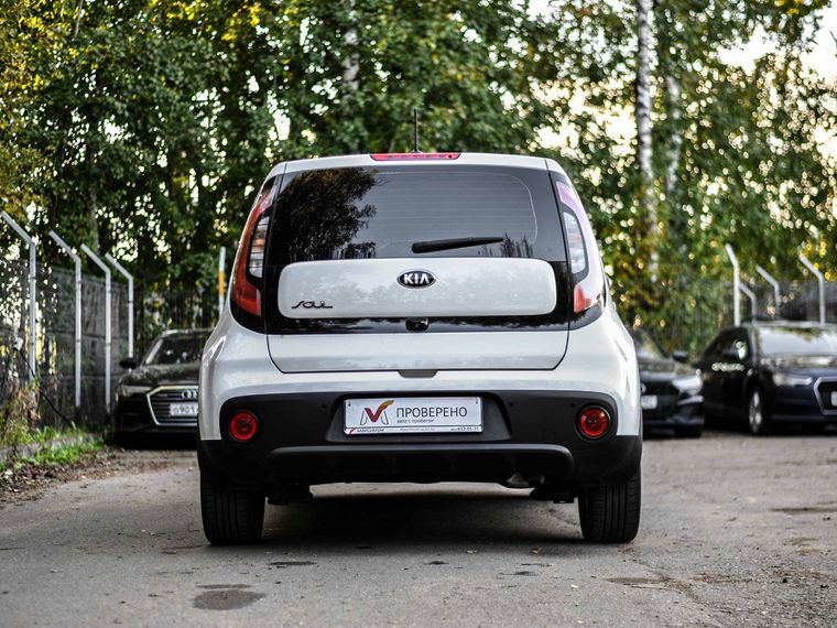 KIA Soul 2018 года, 75 863 км - вид 4