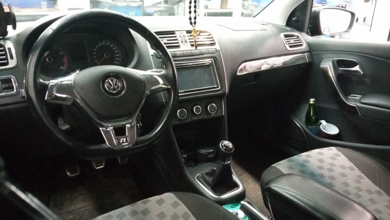 Volkswagen Polo 2016 года, 127 064 км - вид 5