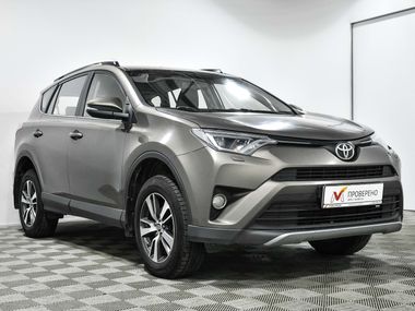 Toyota RAV4 2018 года, 231 640 км - вид 4