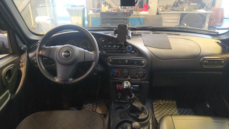 Chevrolet Niva 2018 года, 107 989 км - вид 5