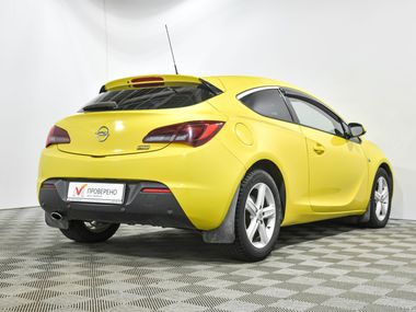 Opel Astra GTC 2014 года, 117 000 км - вид 5