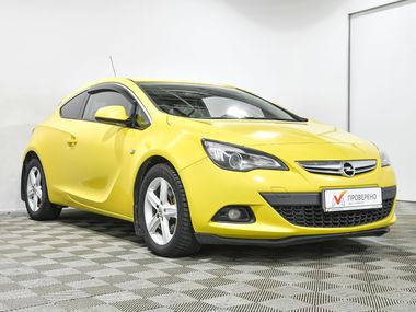 Opel Astra GTC 2014 года, 117 000 км - вид 4