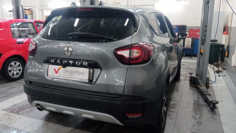 Renault Kaptur 2018 года, 95 802 км - вид 3