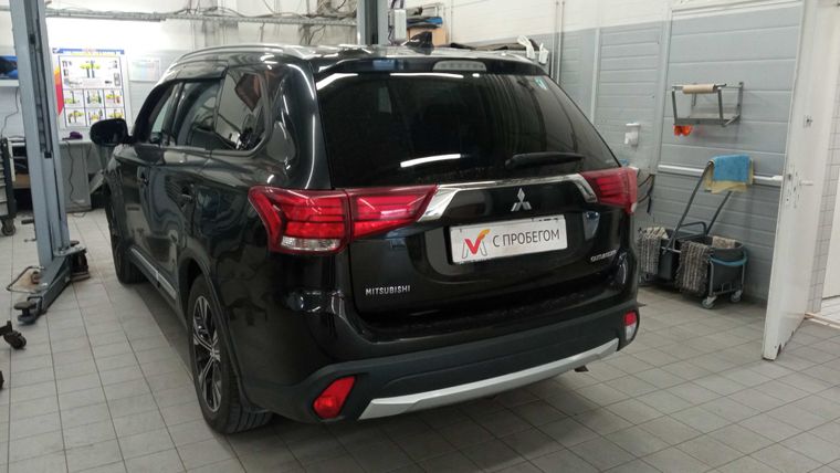 Mitsubishi Outlander 2017 года, 124 679 км - вид 4