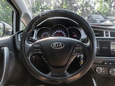 Kia Ceed 2013 года, 292 000 км - вид 6