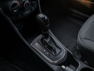 Hyundai Solaris 2015 года, 138 141 км - вид 8