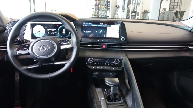 Hyundai Elantra 2022 года, 8 347 км - вид 5