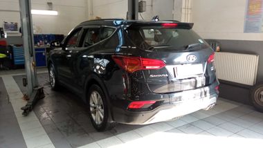 Hyundai Santa Fe 2017 года, 119 953 км - вид 3