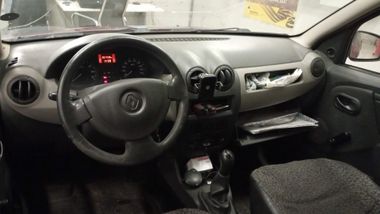 Renault Sandero 2012 года, 267 936 км - вид 5