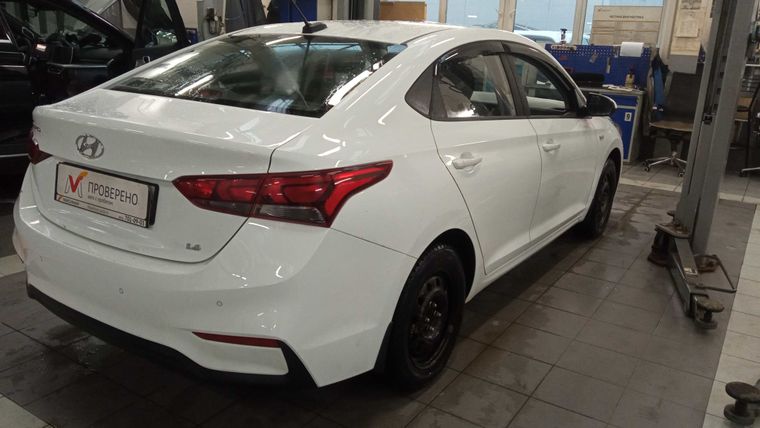 Hyundai Solaris 2018 года, 87 017 км - вид 3