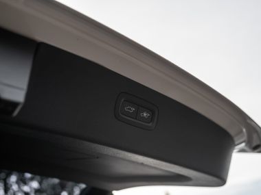 Volvo XC90 2017 года, 140 730 км - вид 19