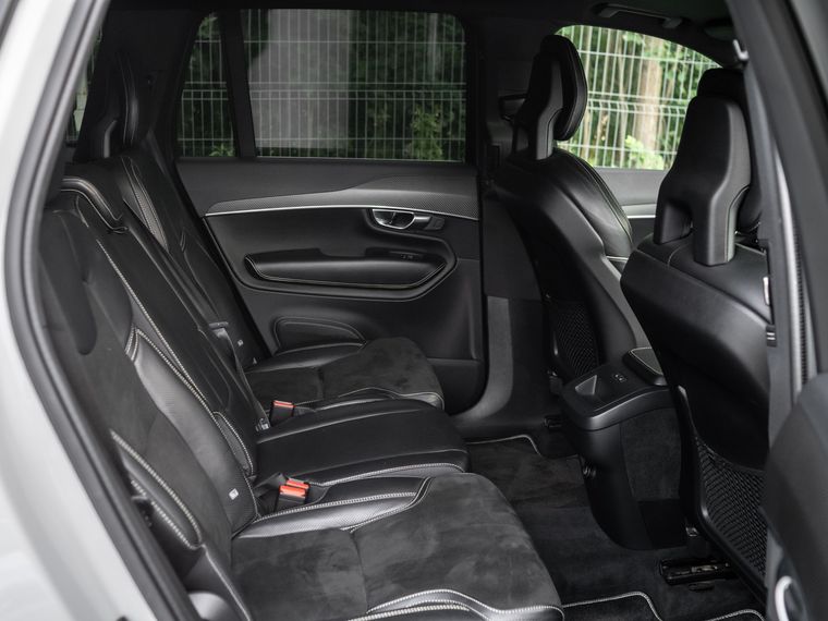 Volvo XC90 2017 года, 140 730 км - вид 15