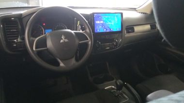 Mitsubishi Outlander 2014 года, 240 820 км - вид 5