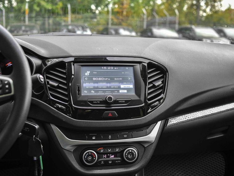 ВАЗ (LADA) Vesta 2019 года, 106 876 км - вид 9