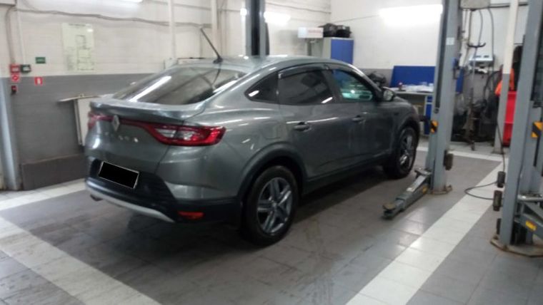 Renault Arkana 2021 года, 186 000 км - вид 3