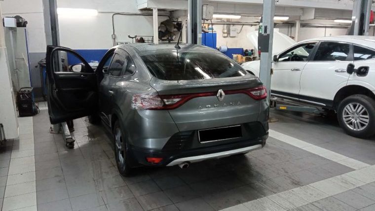Renault Arkana 2021 года, 186 000 км - вид 4